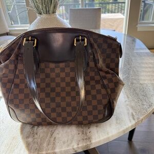 Louis Vuitton Damier ebene Veronica MM